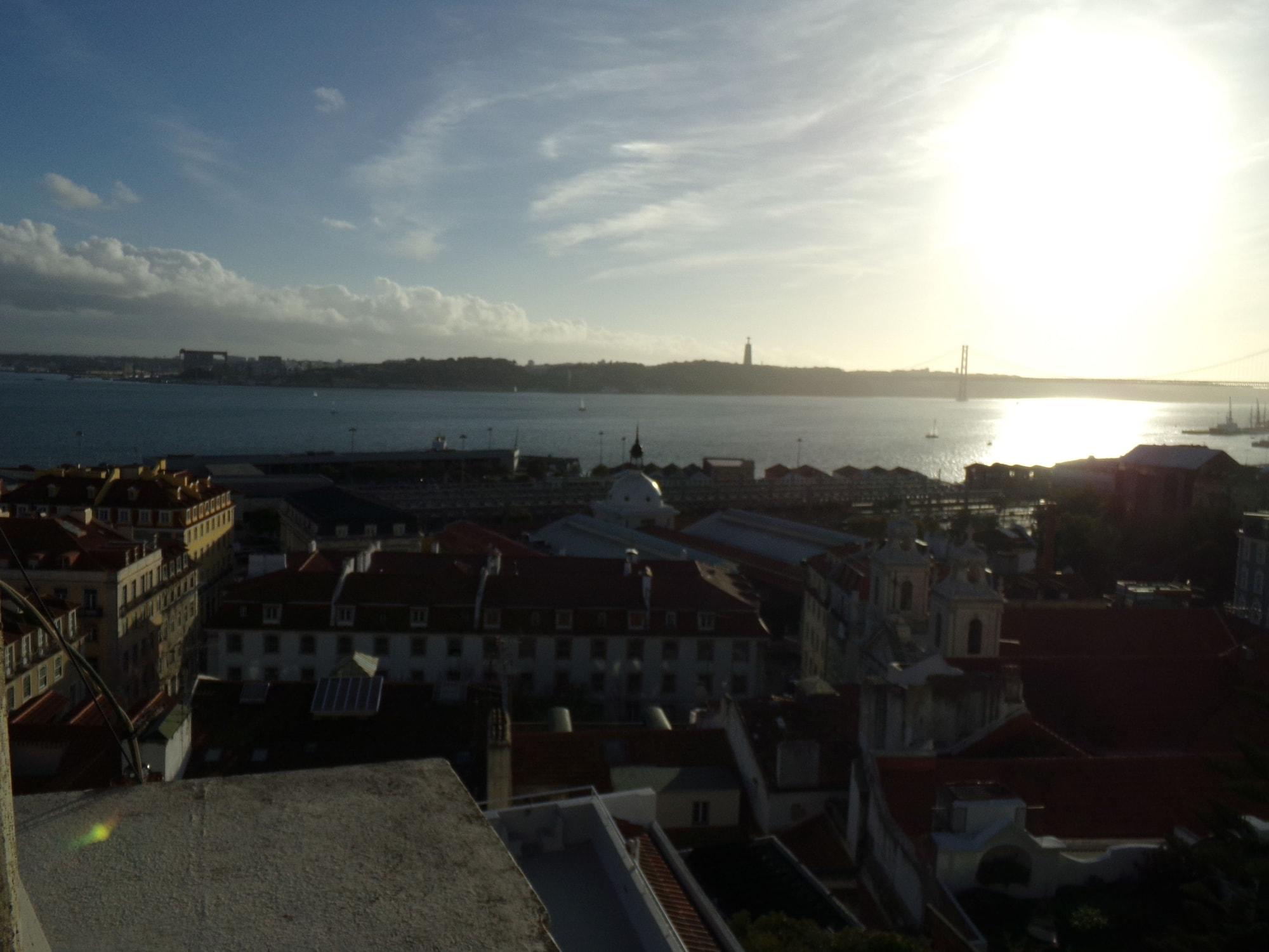 Lisb'On Hostel Lisboa Exteriör bild